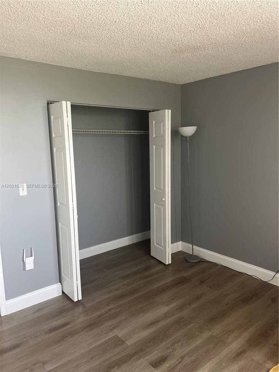 1250 NE 125th St # 403D, North Miami, FL 33161 photo 4
