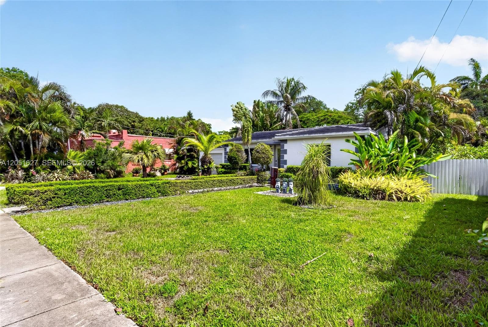 467 NE 129th St, North Miami, FL 33161 photo 3