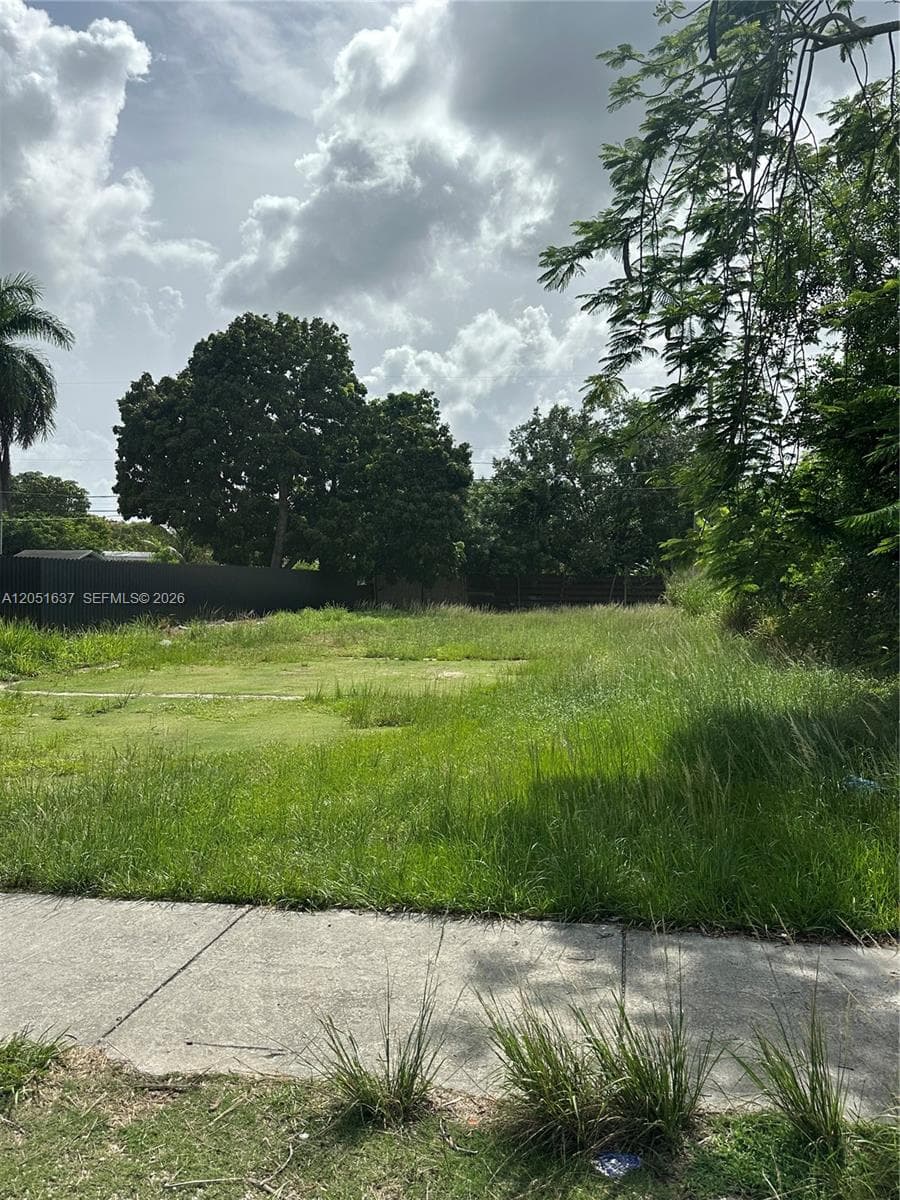 538 NW 6th Ave, Homestead, FL 33030 photo 3