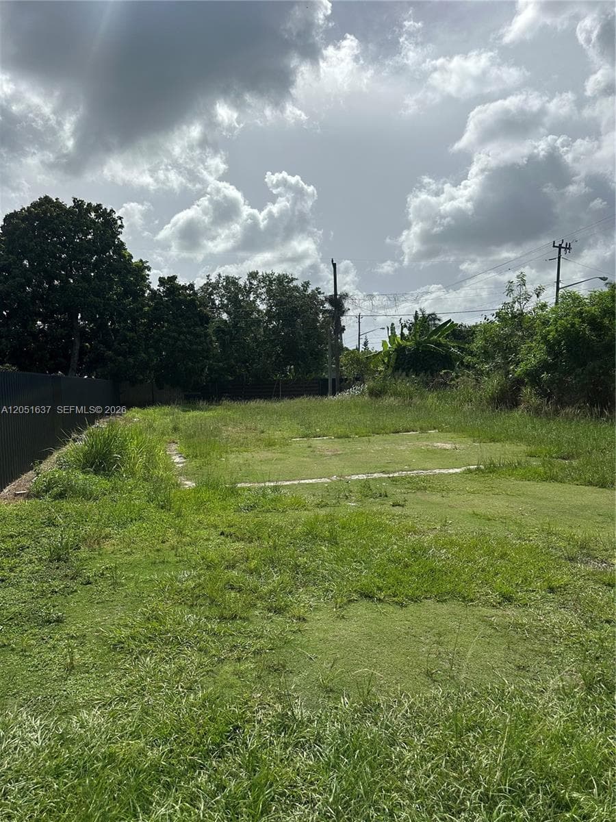 538 NW 6th Ave, Homestead, FL 33030 photo 5