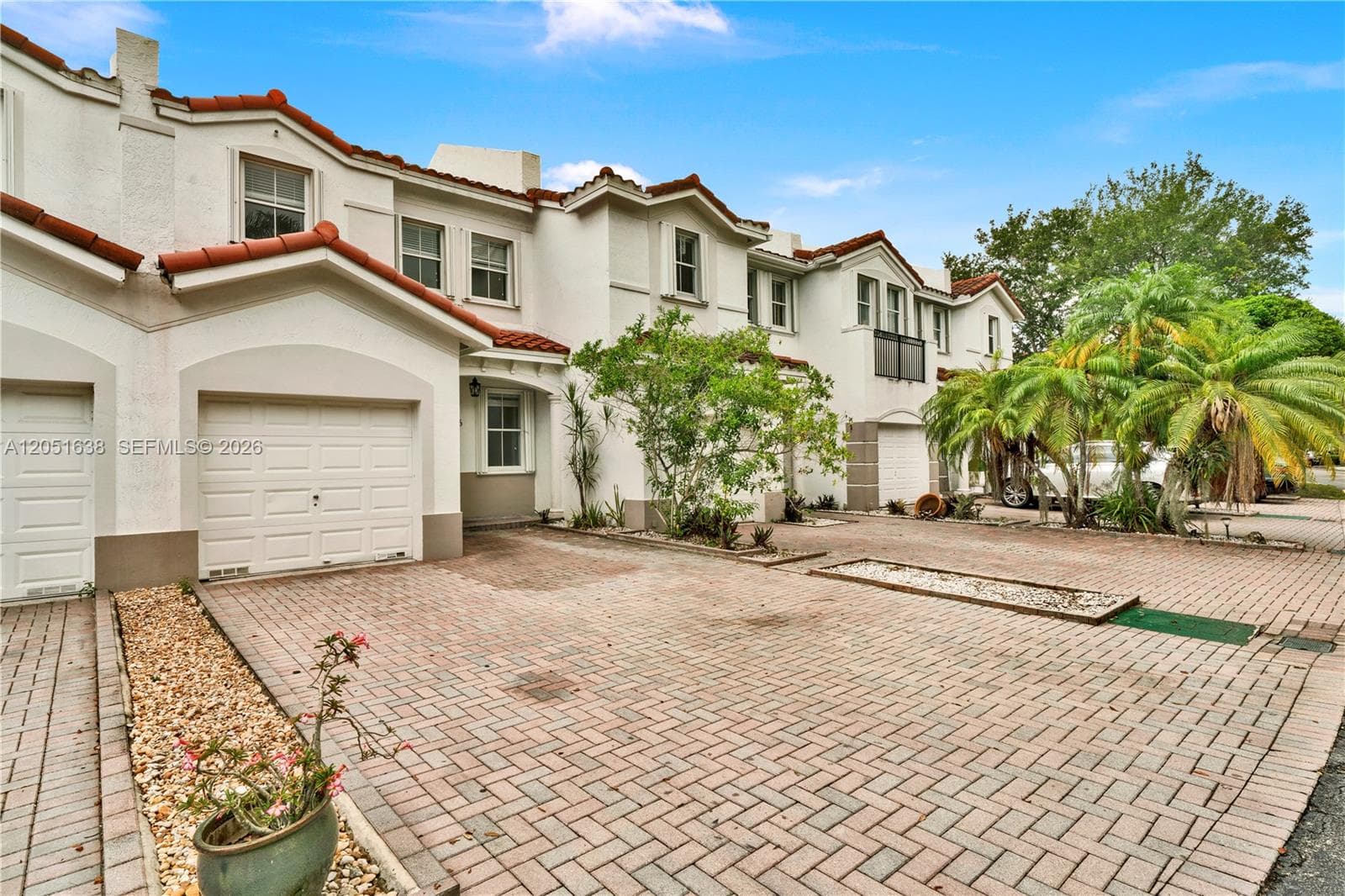 11416 NW 43rd Ter, Doral, FL 33178 photo 2