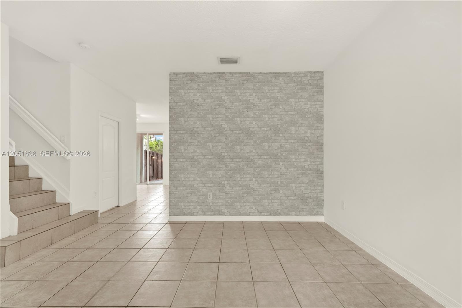 11416 NW 43rd Ter, Doral, FL 33178 photo 4
