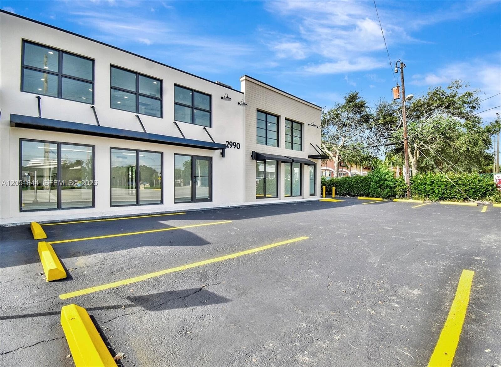 2990 Griffin Rd, Dania Beach, FL 33312 photo 2
