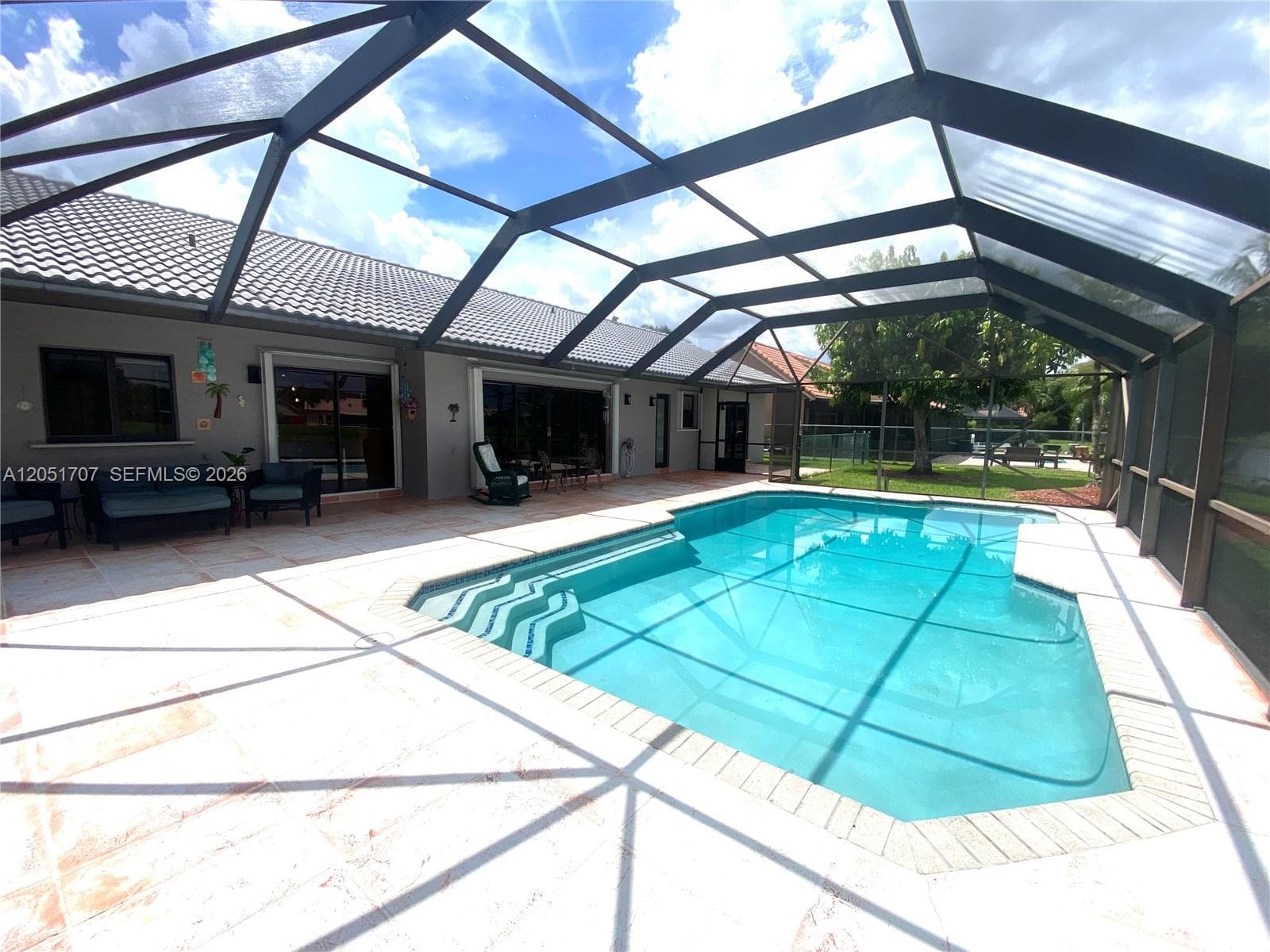 5521 Hawkes Bluff Ave, Davie, FL 33331 photo 2
