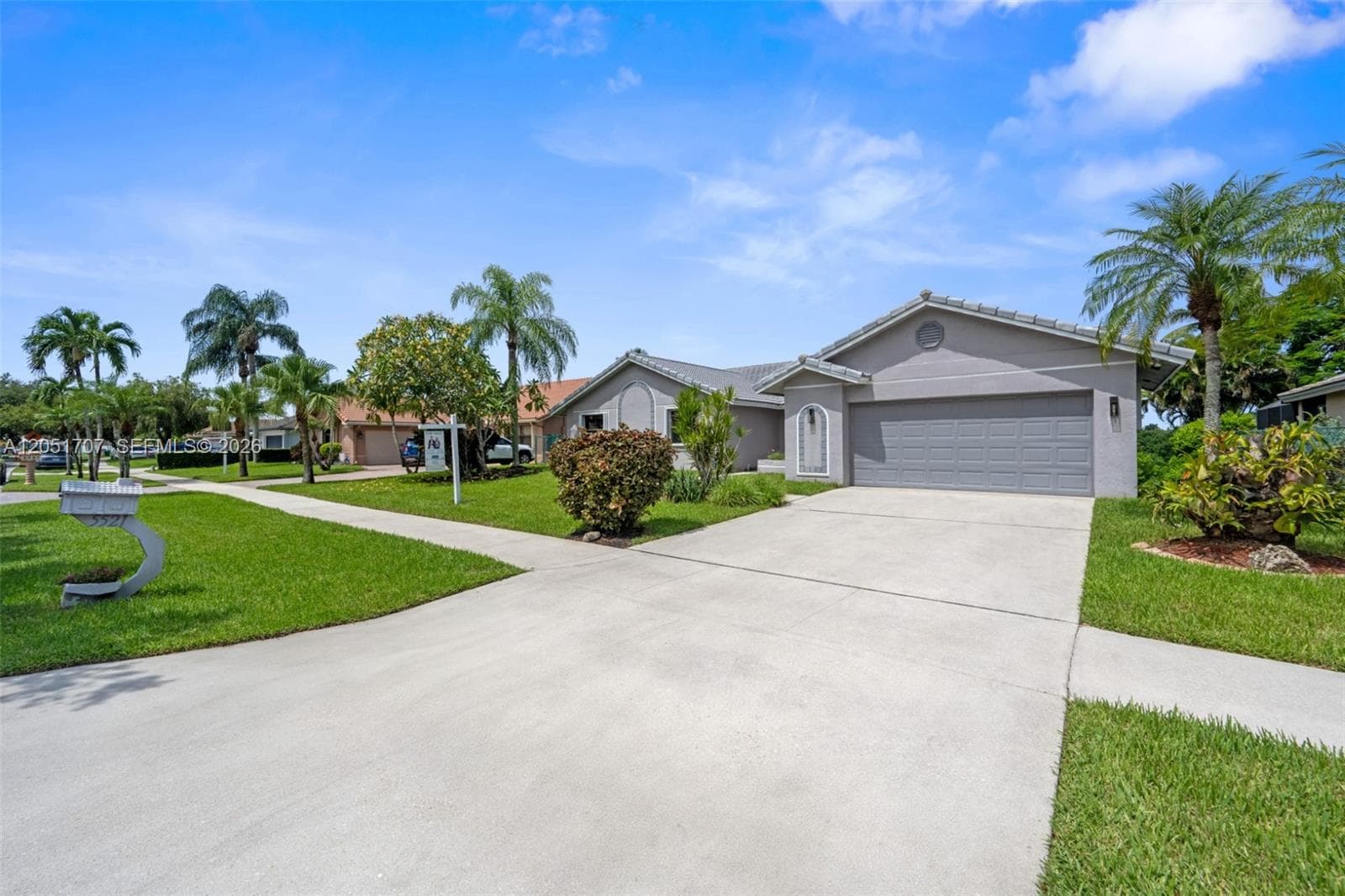 5521 Hawkes Bluff Ave, Davie, FL 33331 photo 4
