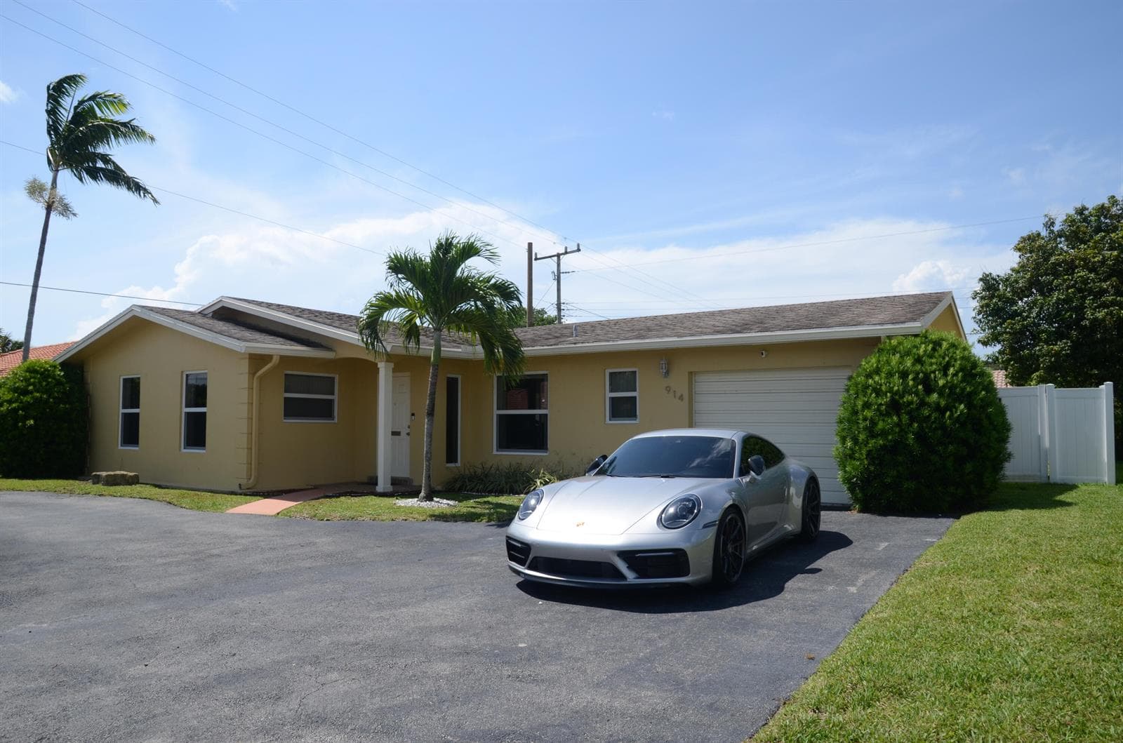914 SW 4th Street, Boca Raton, FL 33486 photo 2