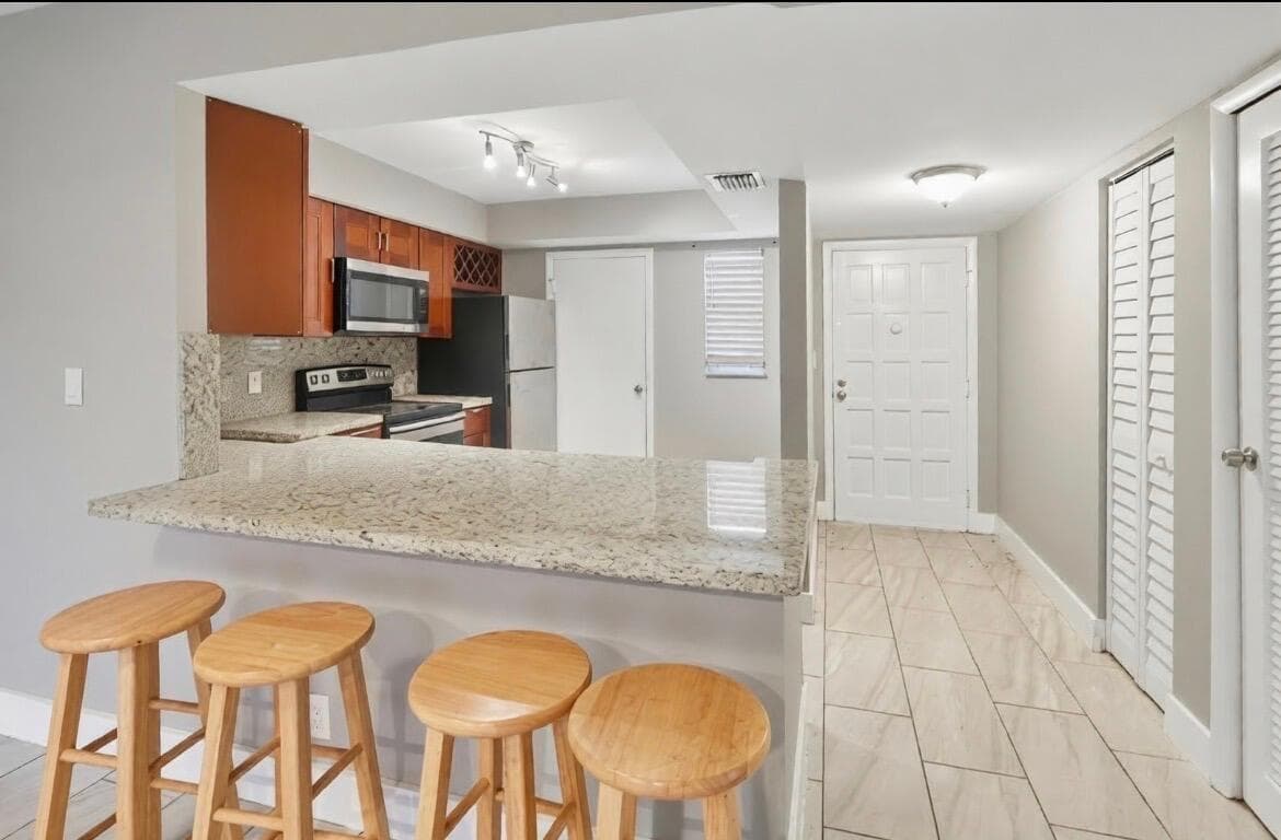 6301 N Falls Circle Drive # 111, Lauderhill, FL 33319 photo 3