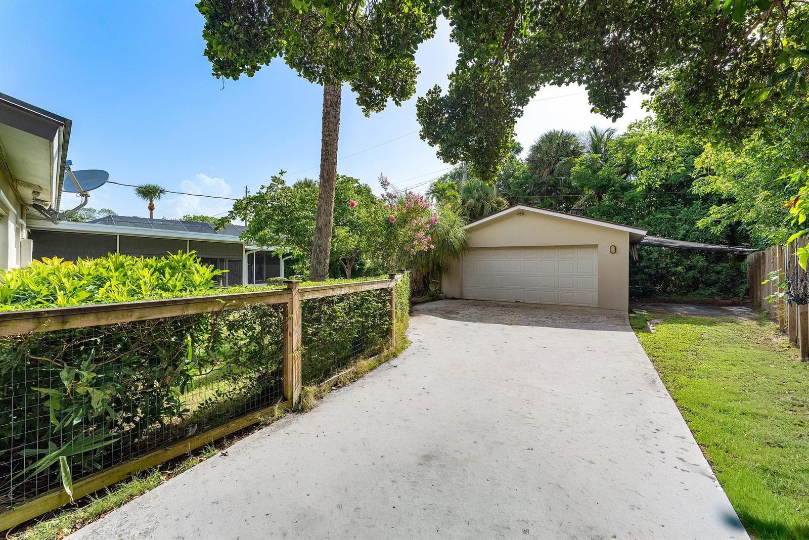414 S Atlantic Drive, Lantana, FL 33462 photo 4