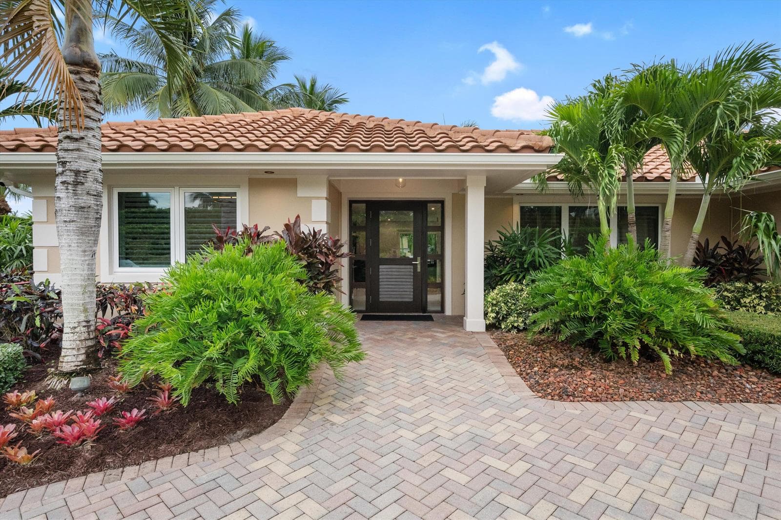 8884 SE Pelican Island Way, Hobe Sound, FL 33455 photo 3