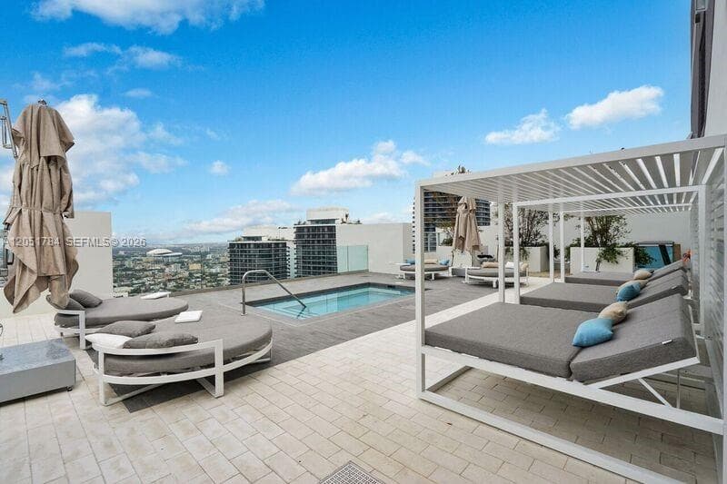 1010 Brickell Ave # 1403, Miami, FL 33131 photo 2
