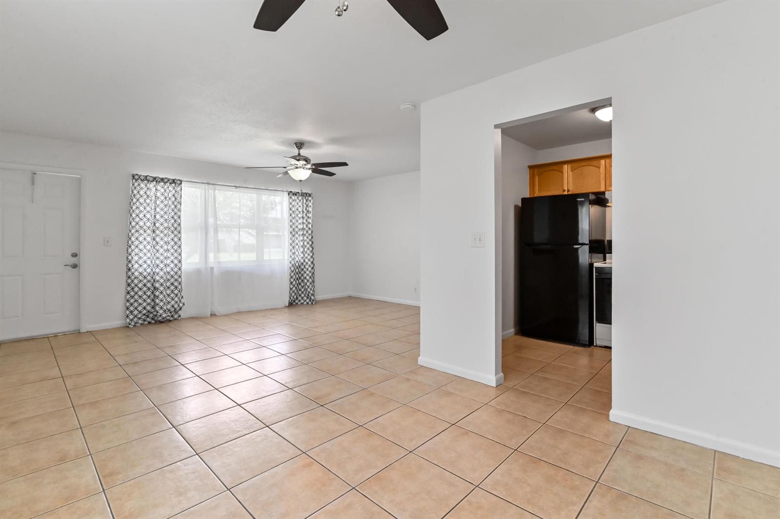 149 Coventry # G, West Palm Beach, FL 33417 photo 5