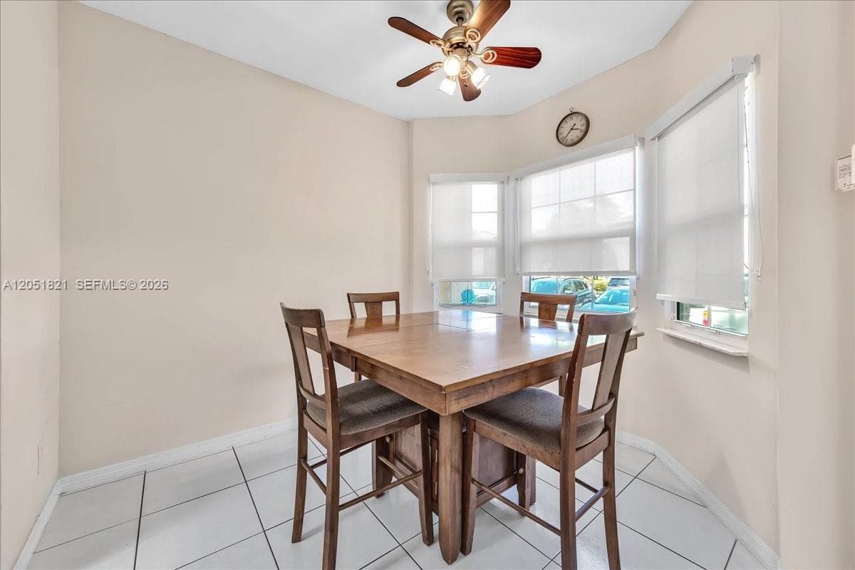 16138 Emerald Cove Rd, Weston, FL 33331 photo 3