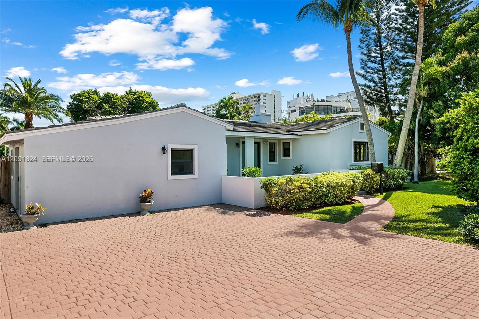 2301 E Las Olas Blvd, Fort Lauderdale, FL 33301 photo 3