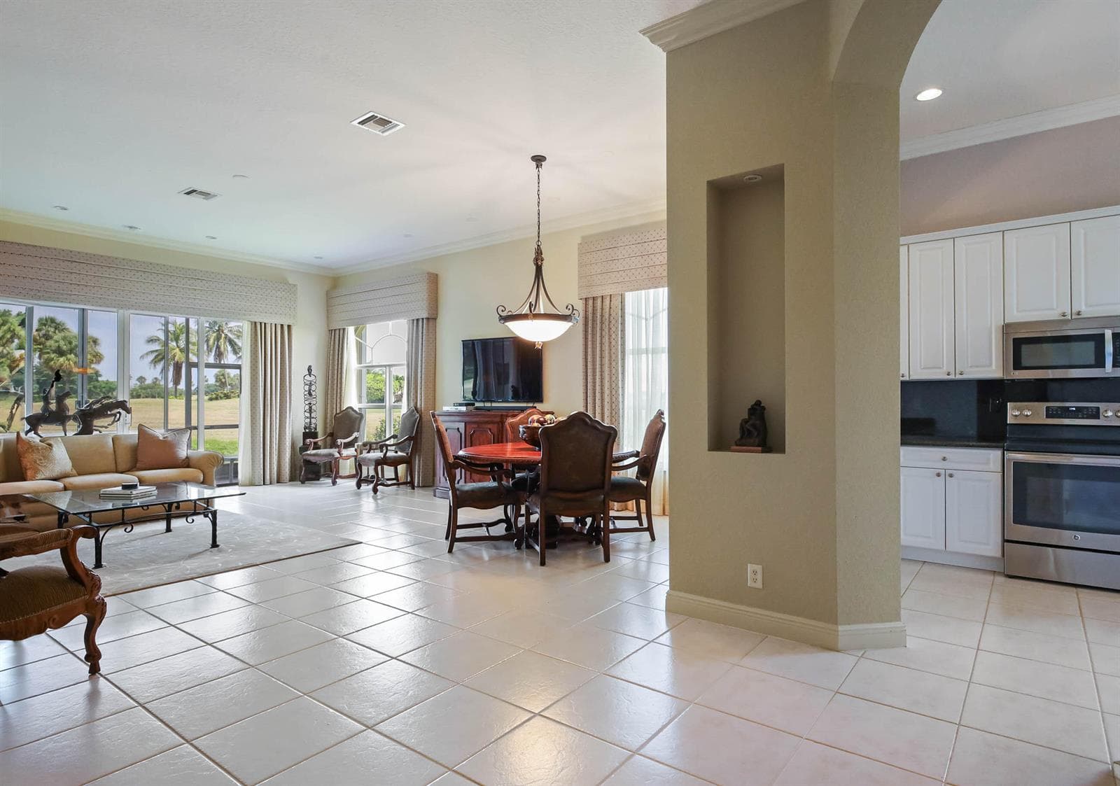 5743 Fountains Drive S, Lake Worth, FL 33467 photo 4