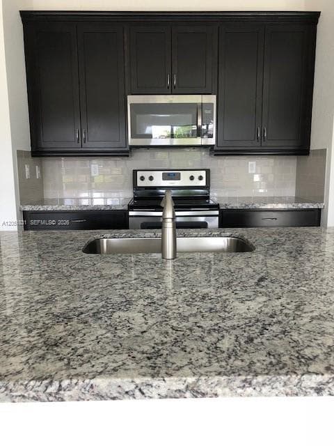 11566 SW 13th Ln, Pembroke Pines, FL 33025 photo 2
