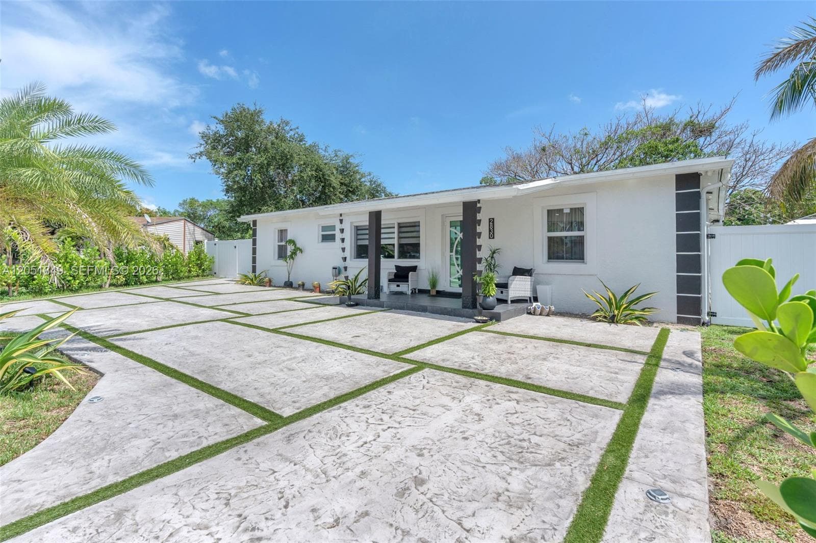 2830 NW 156th St, Miami Gardens, FL 33054 photo 2