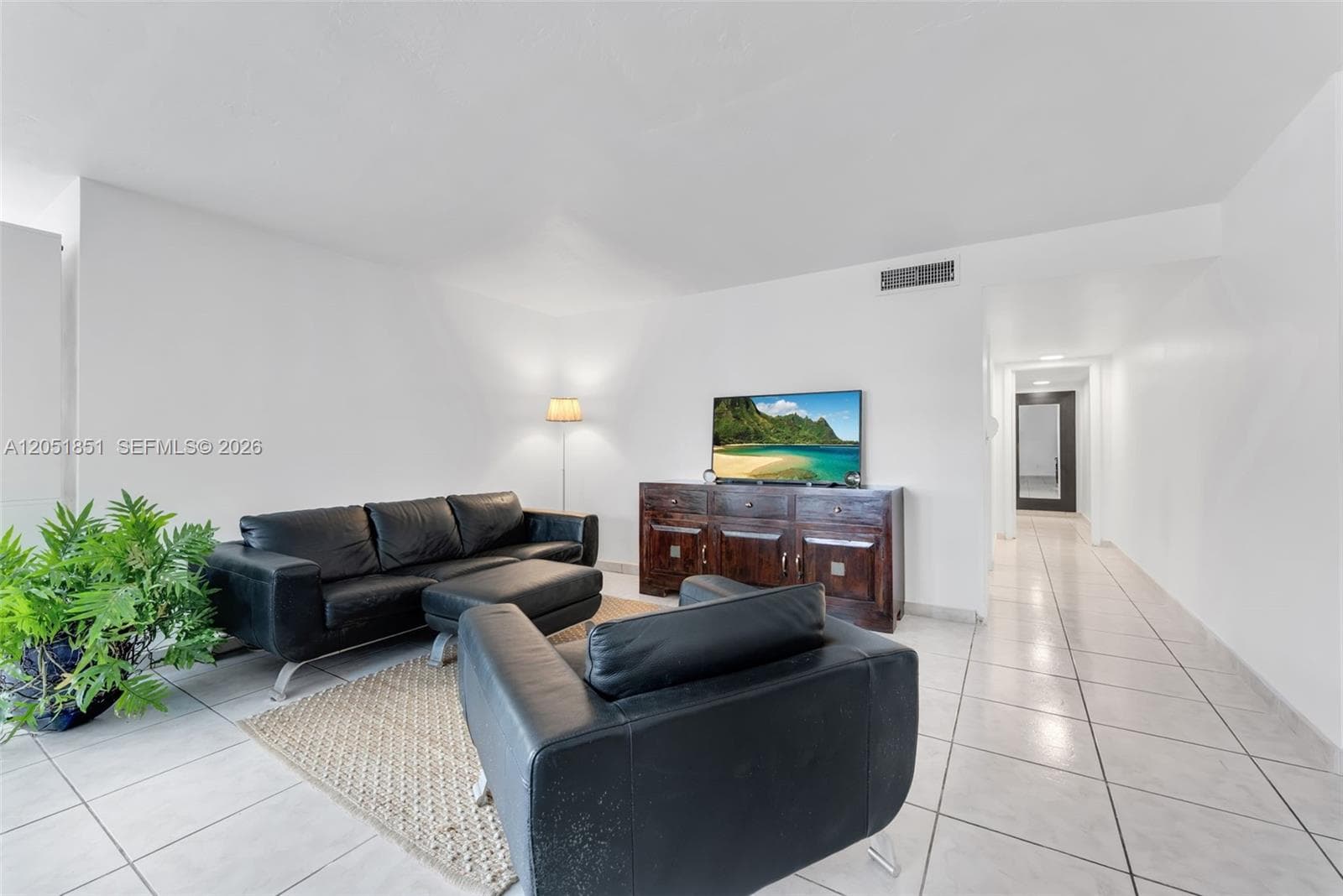11840 NE 19th Dr # 9, North Miami, FL 33181 photo 4