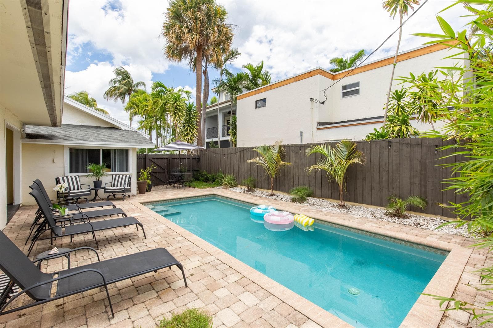 210 Malverne Road, West Palm Beach, FL 33405 photo 3