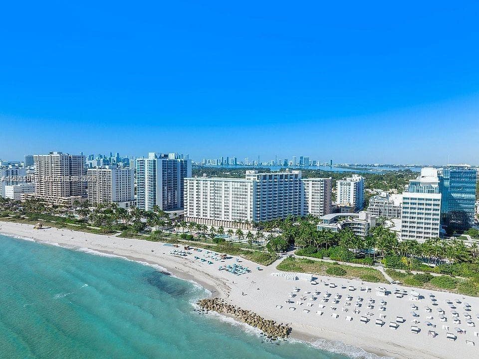 2899 Collins Ave # 1734, Miami Beach, FL 33140 photo 2