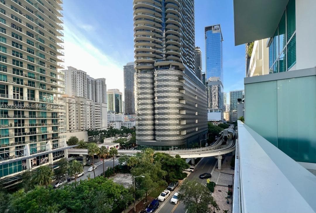 1080 Brickell Ave # 703, Miami, FL 33131 photo 2