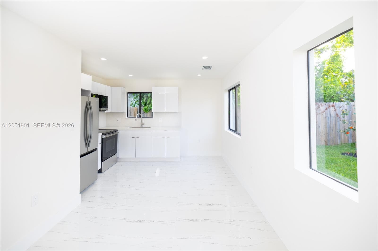 2323 NW 55th Ter, Miami, FL 33142 photo 4