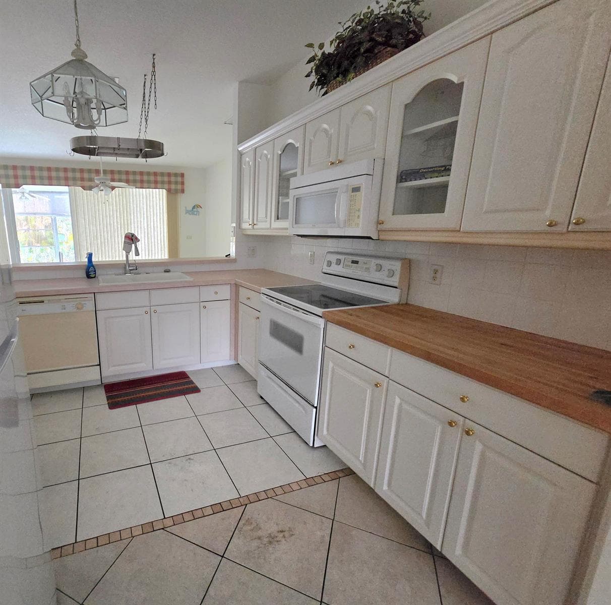 536 NW Cortina Lane, Port St. Lucie, FL 34986 photo 2