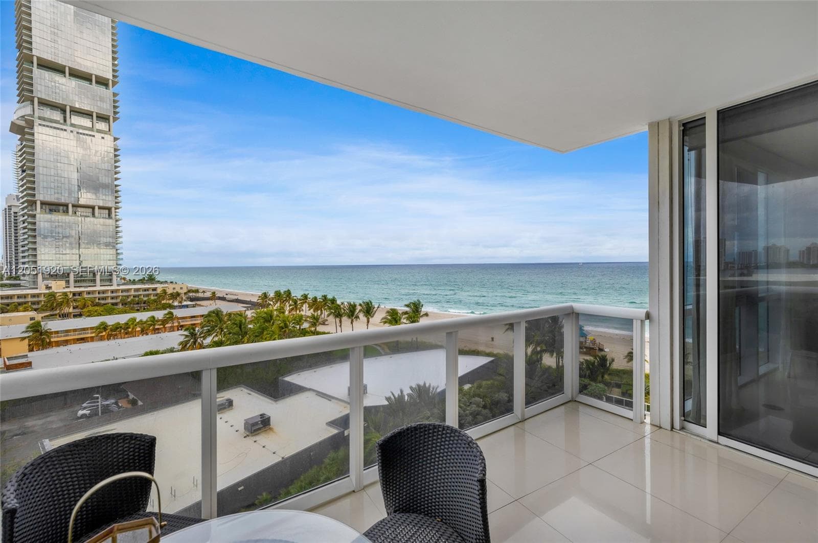 18201 Collins Ave # 902, Sunny Isles Beach, FL 33160
