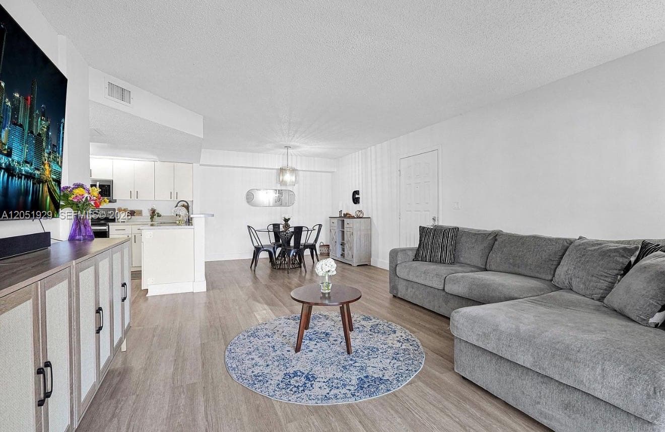 8680 SW 212th St # 105, Cutler Bay, FL 33189 photo 4