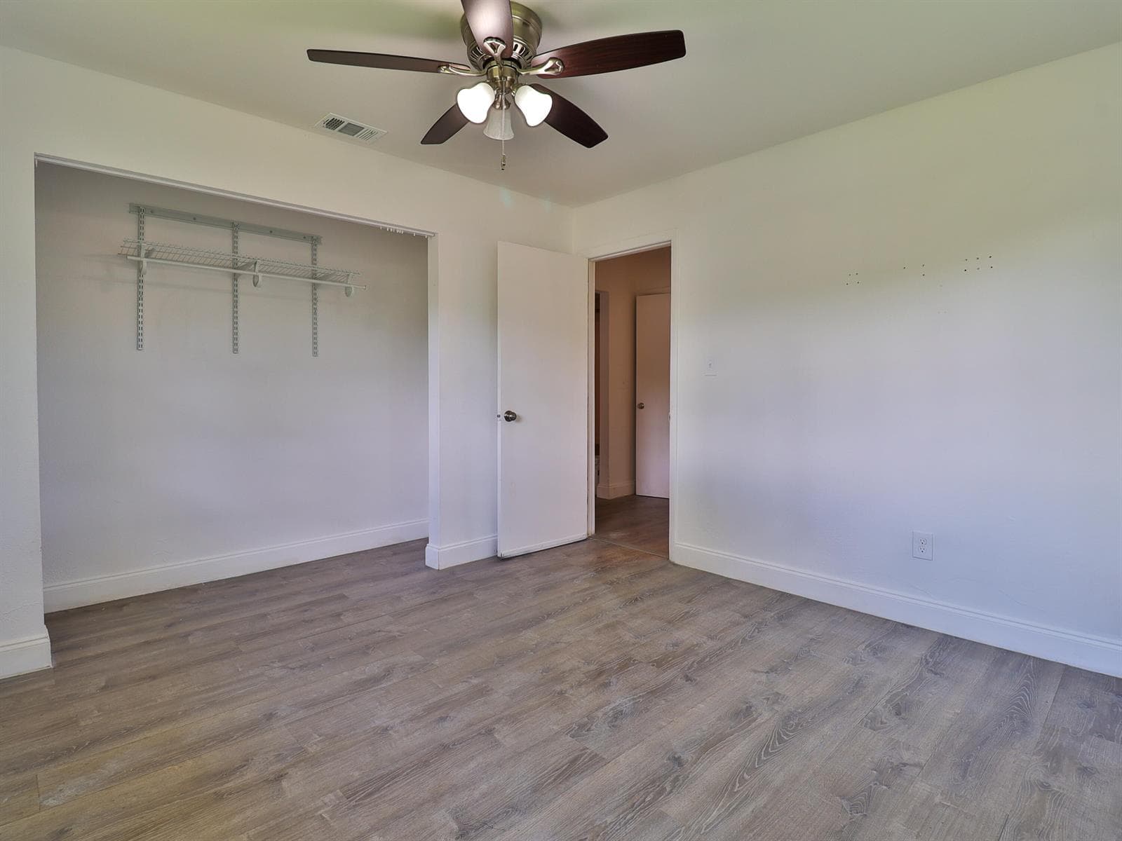 3024 W Dixie Boulevard, Fort Pierce, FL 34946 photo 4