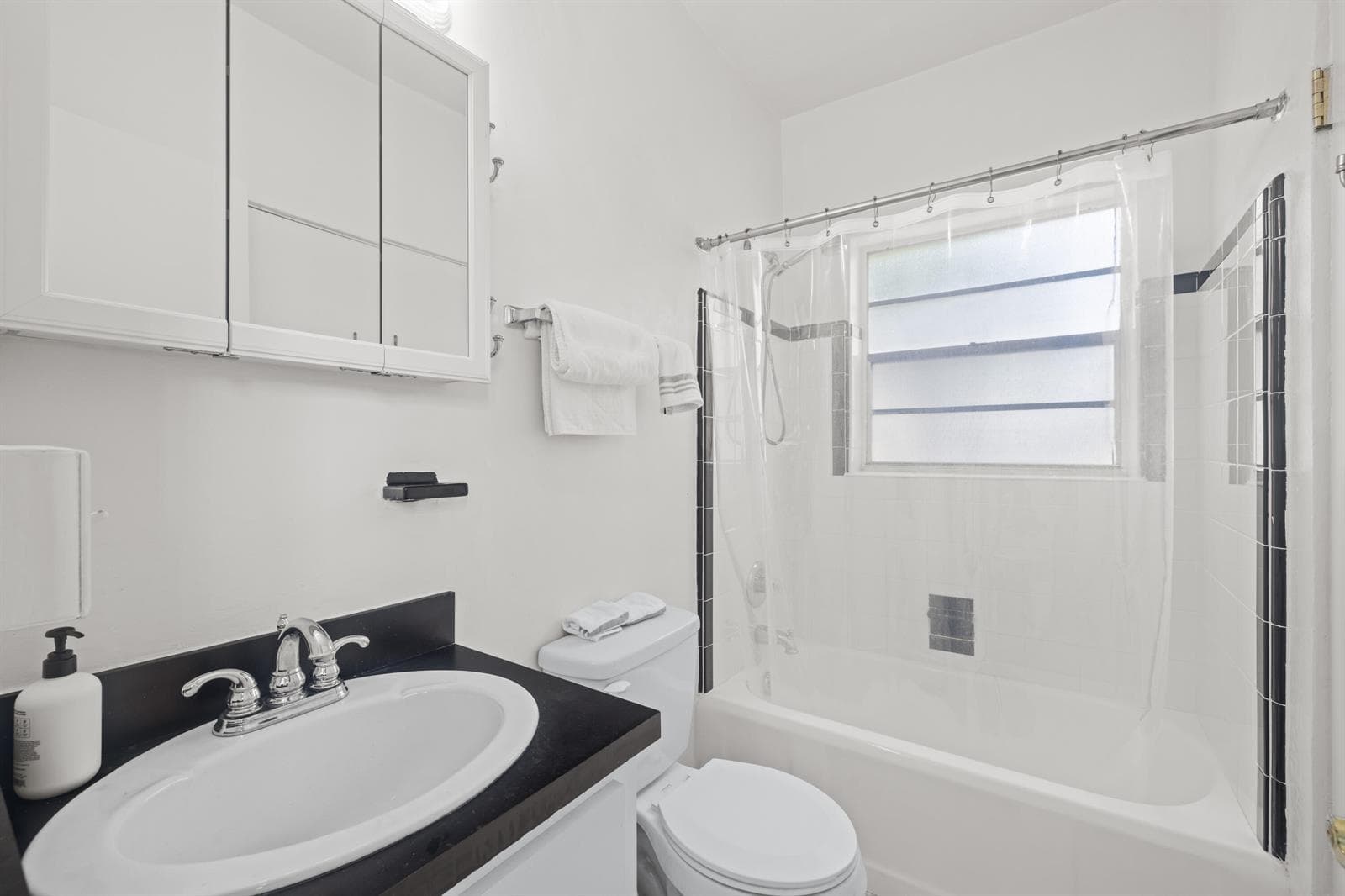 172 N County Road # 5, Palm Beach, FL 33480 photo 4