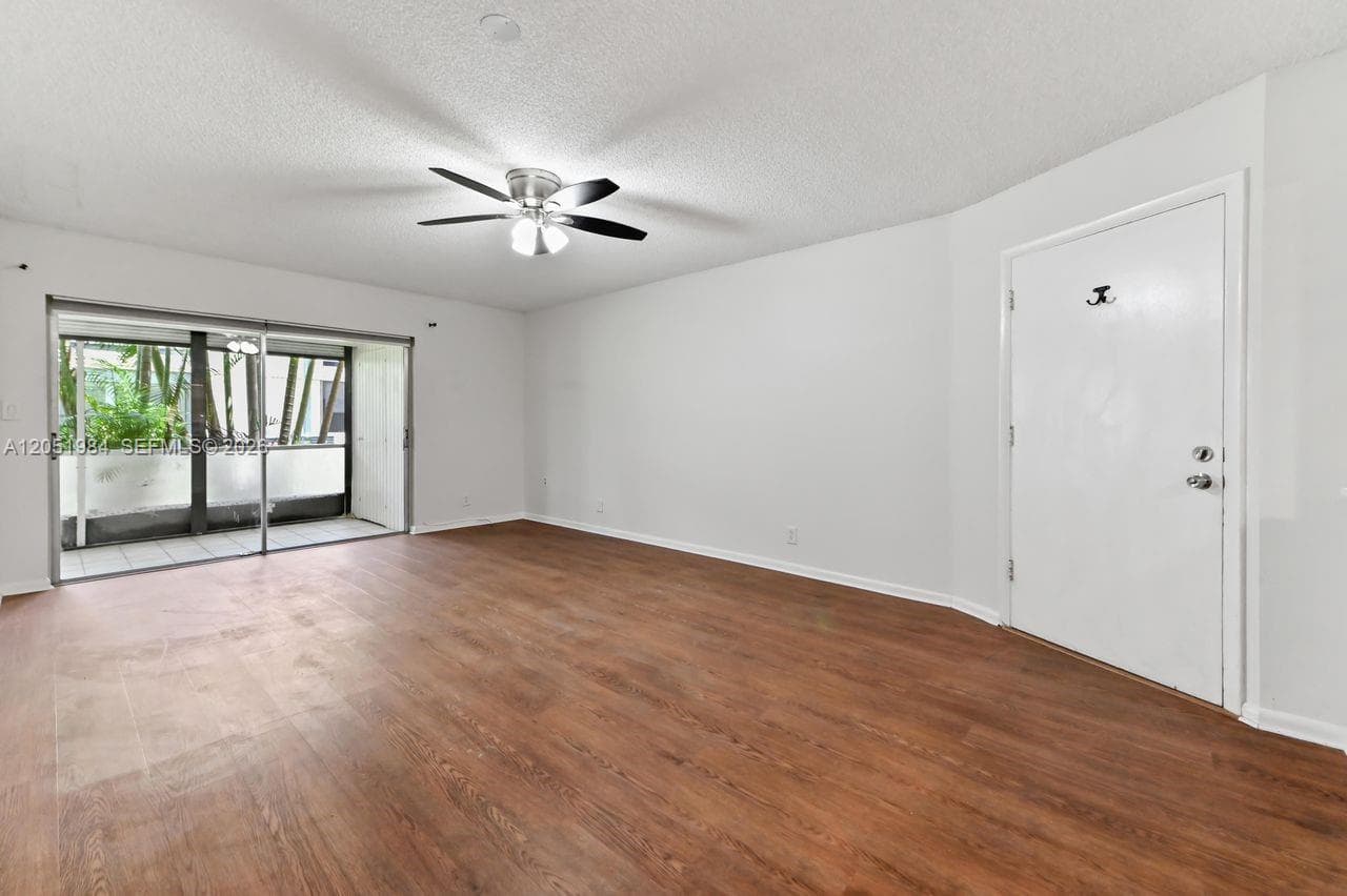 10789 N Military Tr # 9, Palm Beach Gardens, FL 33410 photo 4