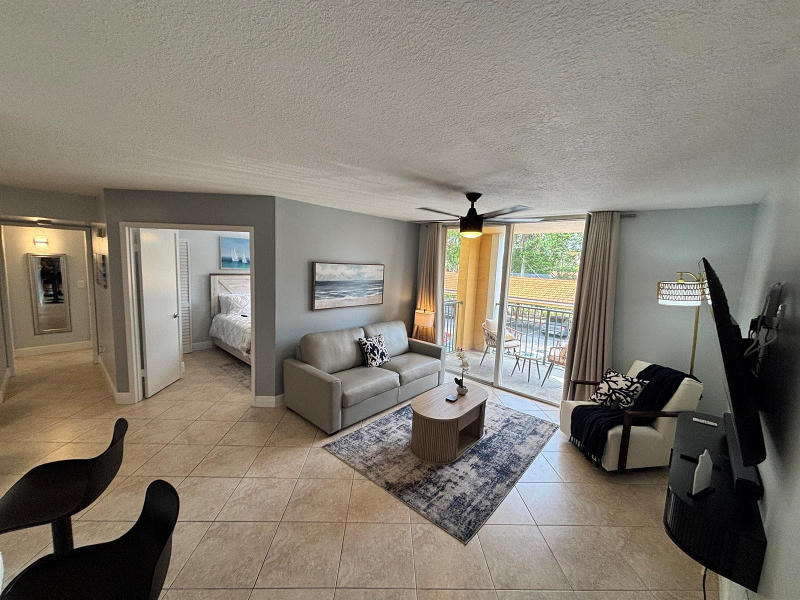 123 Yacht Club Way # 207, Hypoluxo, FL 33462