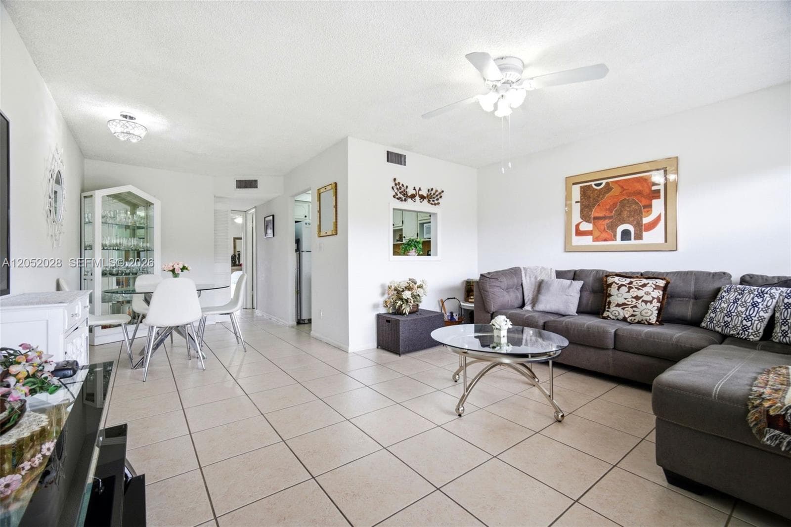 9101 Sunrise Lakes Blvd # 218, Sunrise, FL 33322