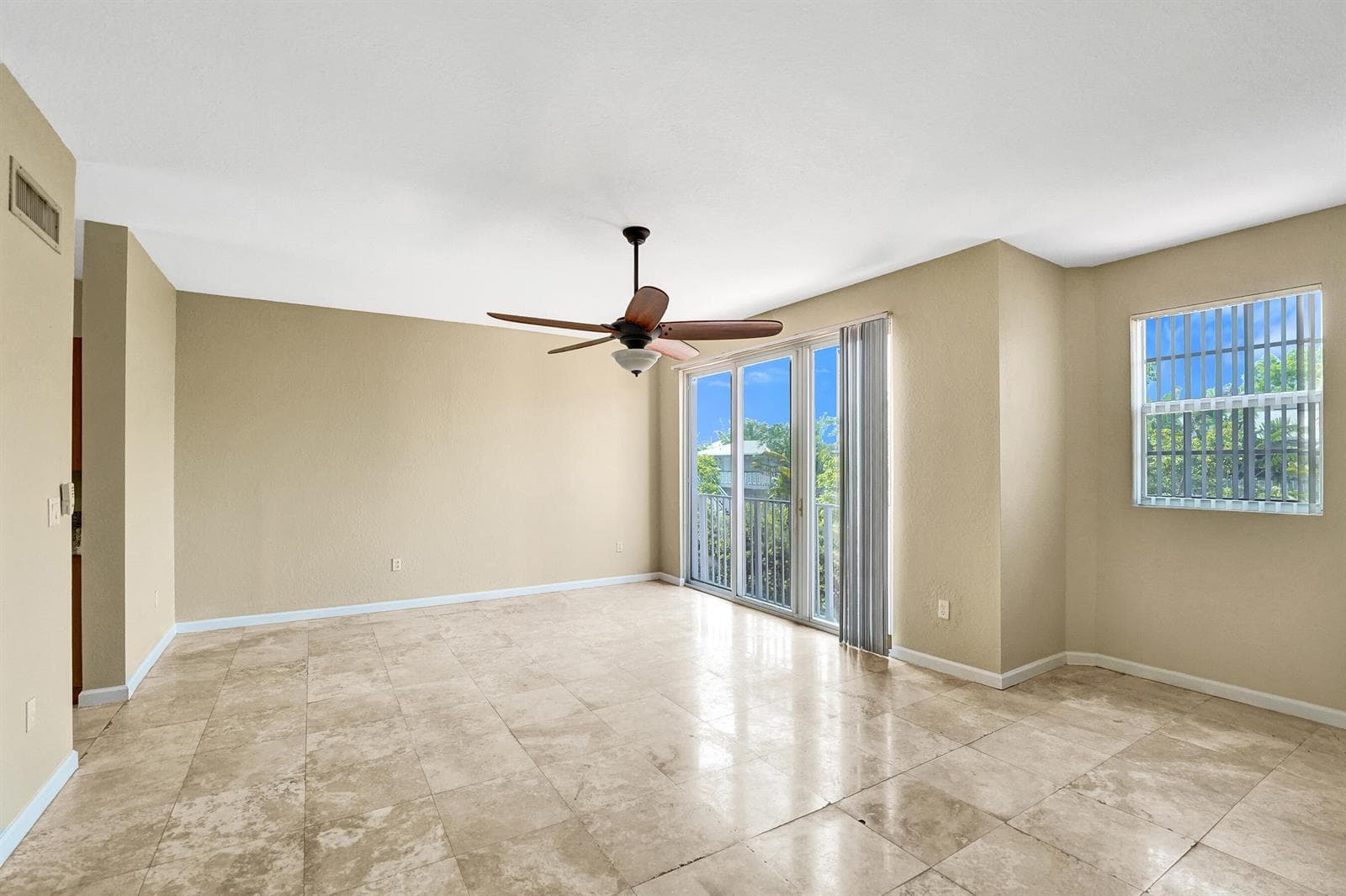 2725 NE 8th Avenue # 104, Wilton Manors, FL 33334 photo 4