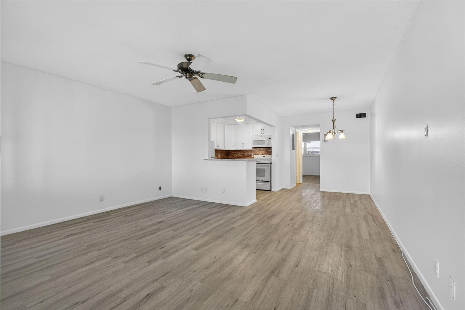 100 Shore Court # 307, North Palm Beach, FL 33408 photo 4
