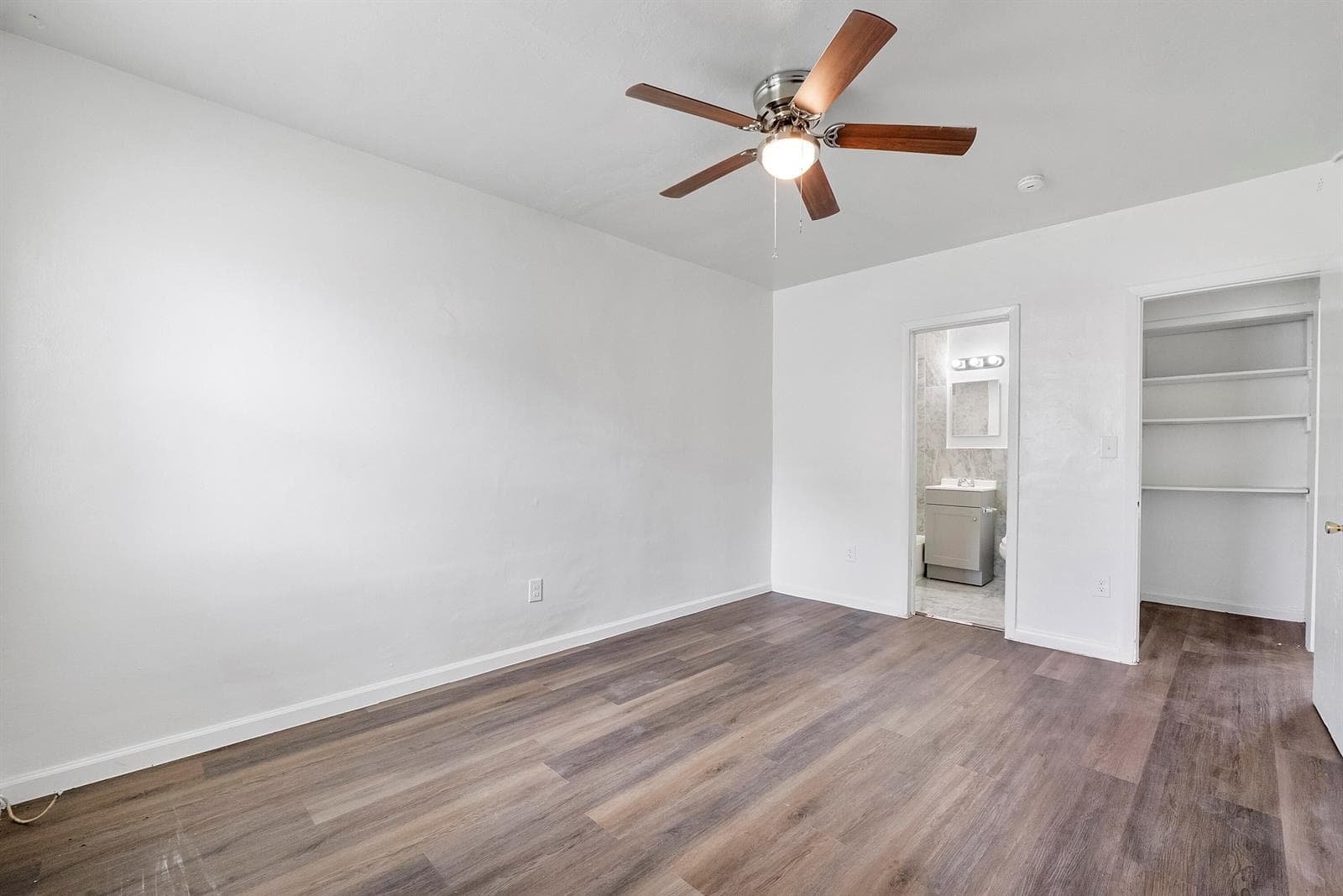 515 NE 150th Street # 1, Miami, FL 33161 photo 3