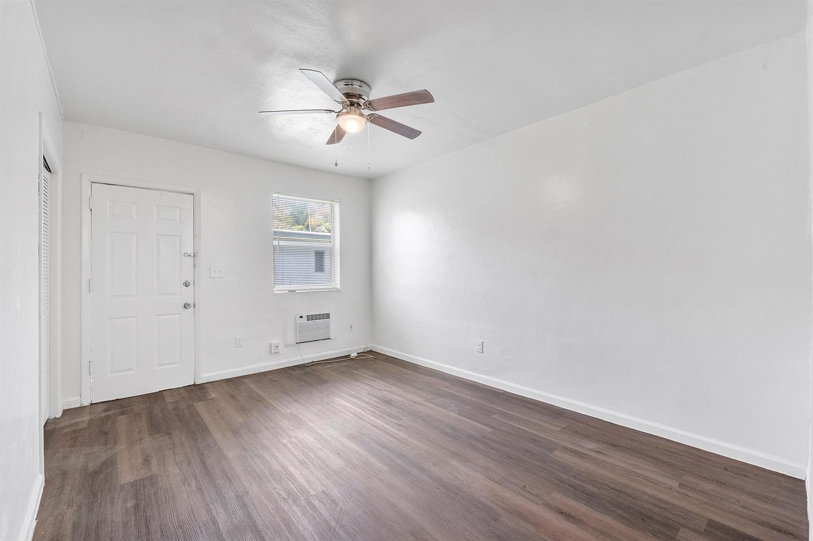 515 NE 150th Street # 1, Miami, FL 33161
