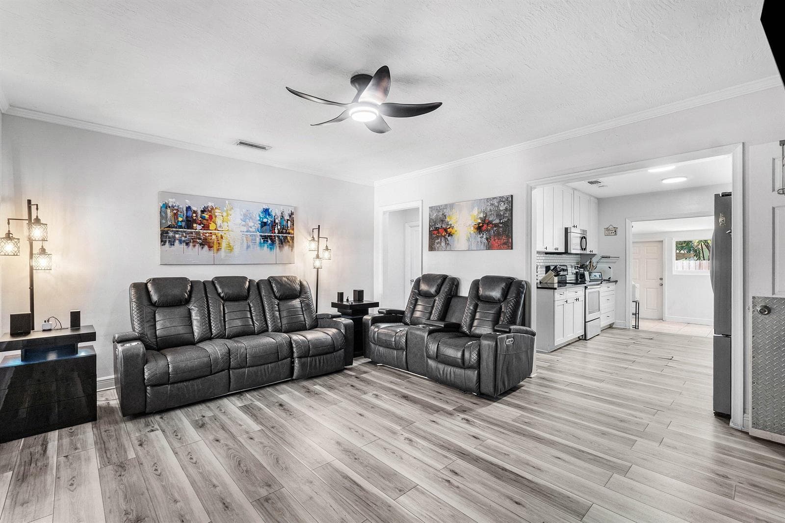 512 36th Street, West Palm Beach, FL 33407 photo 4