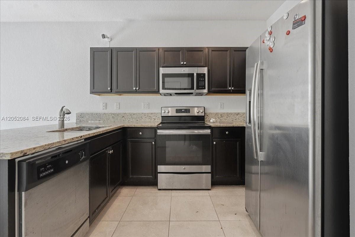 25171 SW 114th Ct, Homestead, FL 33032 photo 4