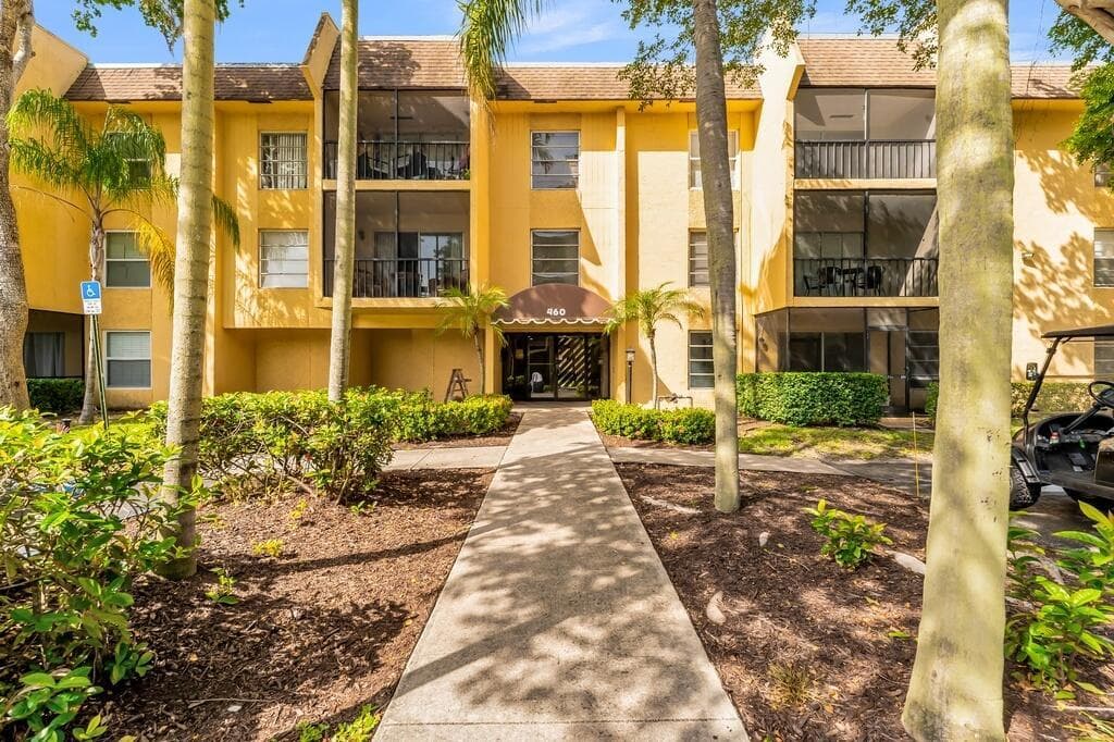 460 NW 20th Street # 2100, Boca Raton, FL 33431 photo 2
