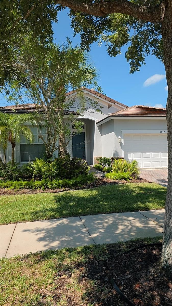 9517 SW Flowermound Circle, Port St. Lucie, FL 34987 photo 2