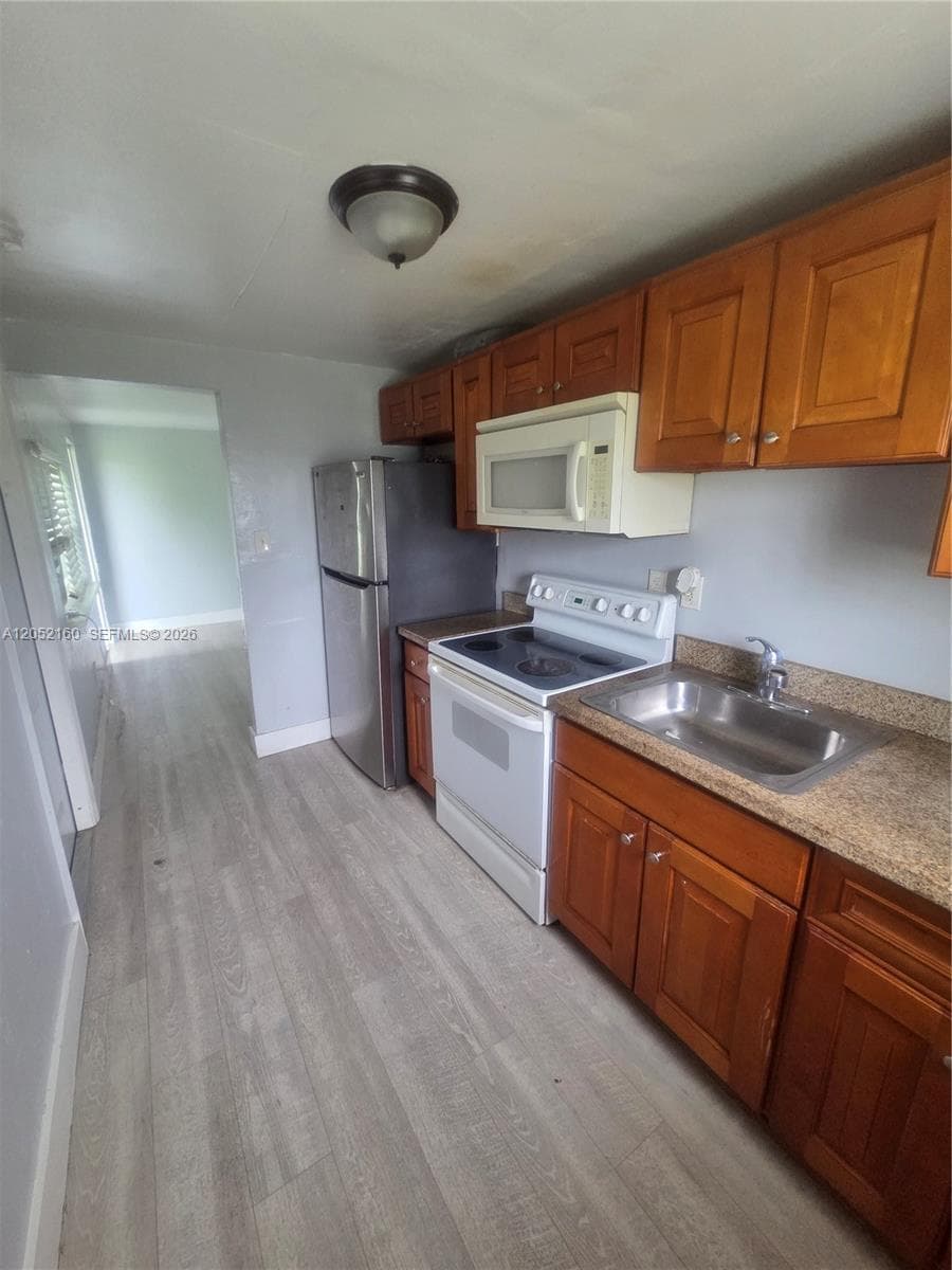 4017 SW 24th St # 4, West Park, FL 33023 photo 3