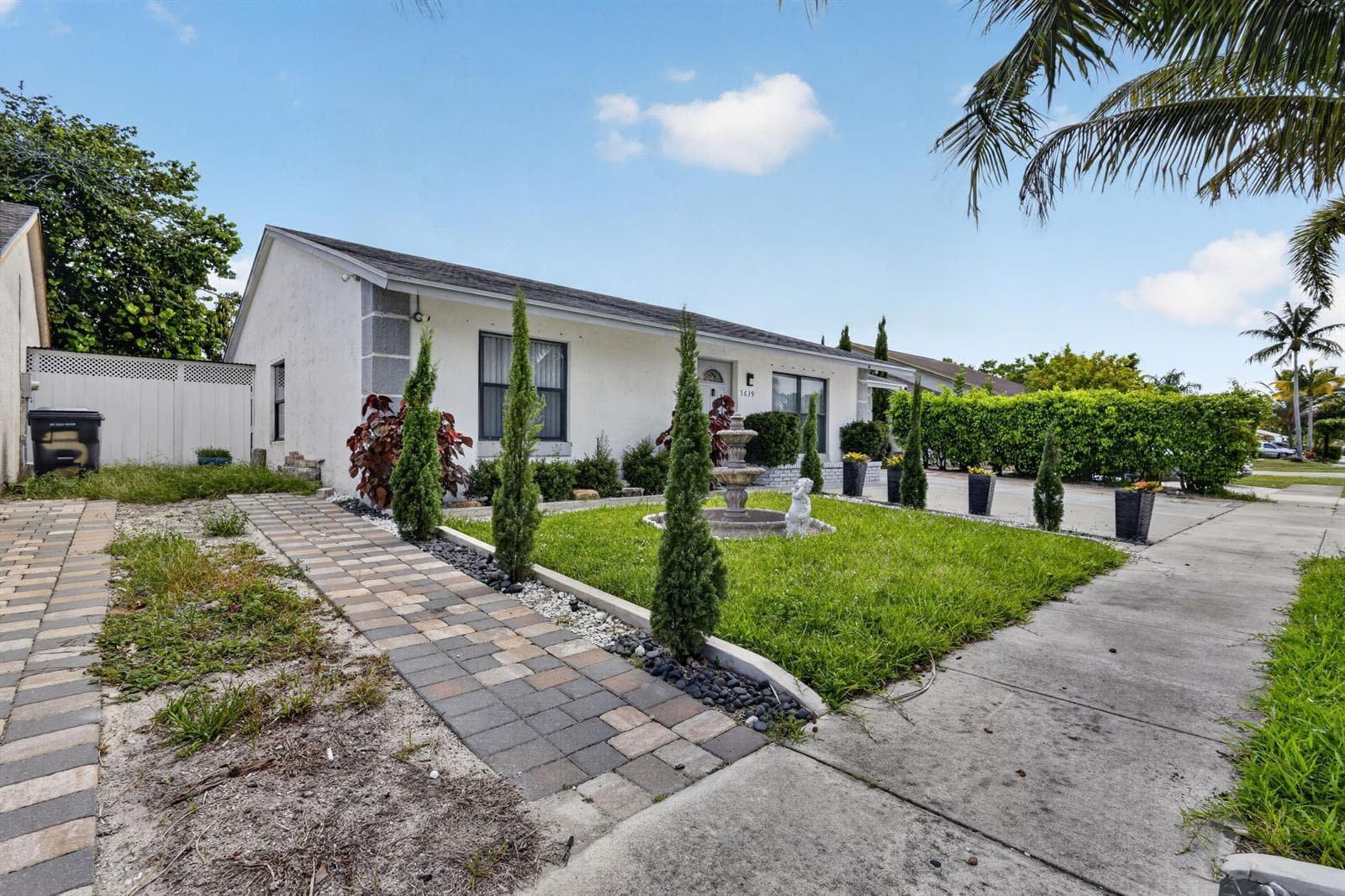 5639 Ithaca Circle E, Lake Worth, FL 33463 photo 4