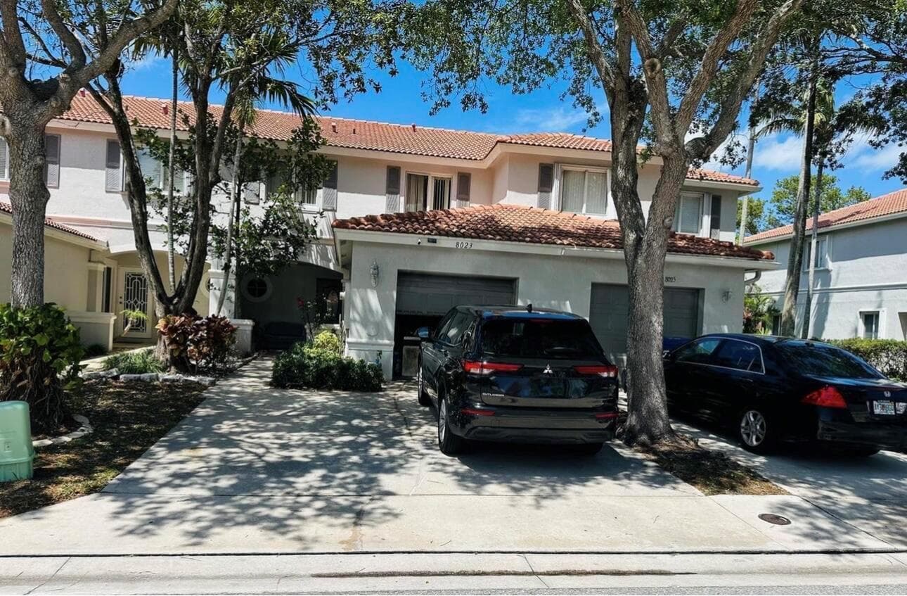 8023 Big Pine Way, Riviera Beach, FL 33407 photo 4