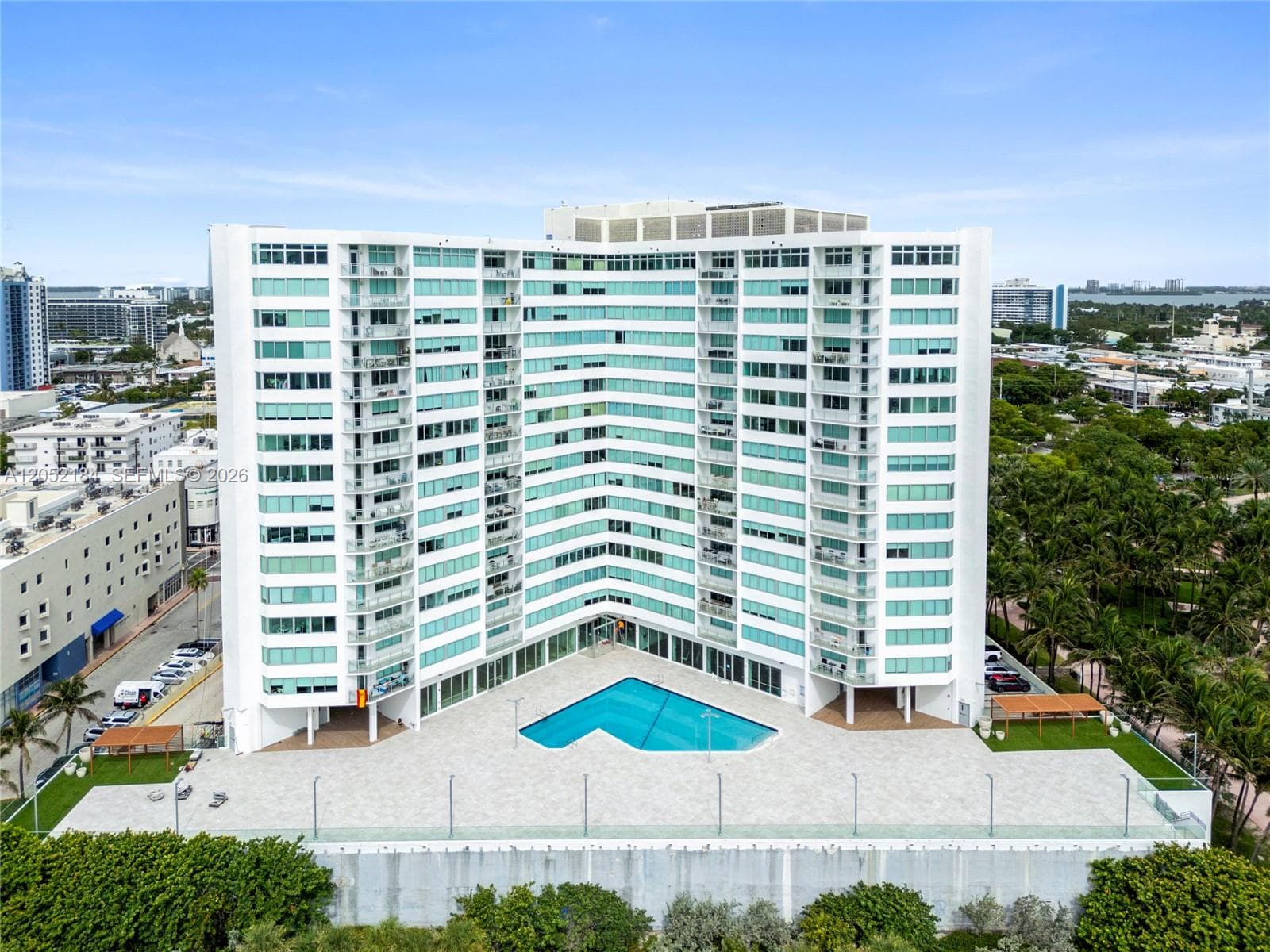 7135 Collins Ave # 1535, Miami Beach, FL 33141 photo 4