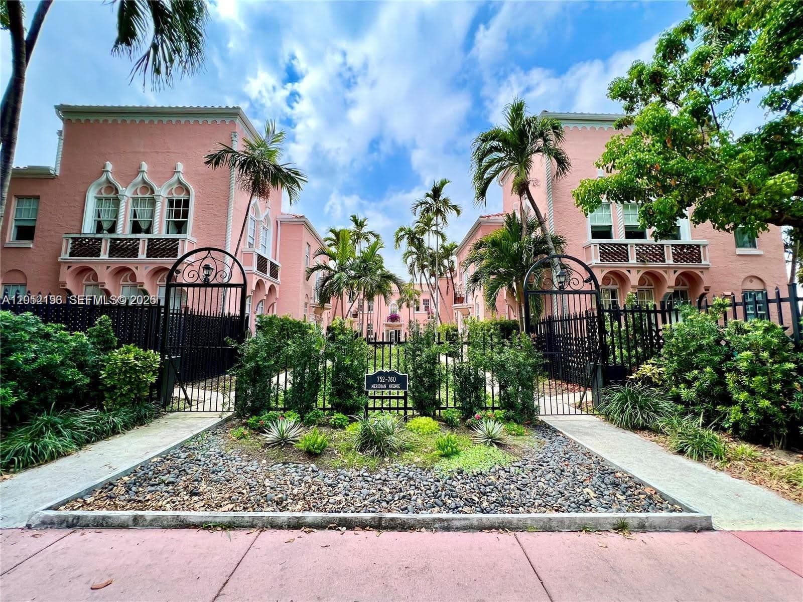 754 Meridian Ave # 15, Miami Beach, FL 33139 photo 3