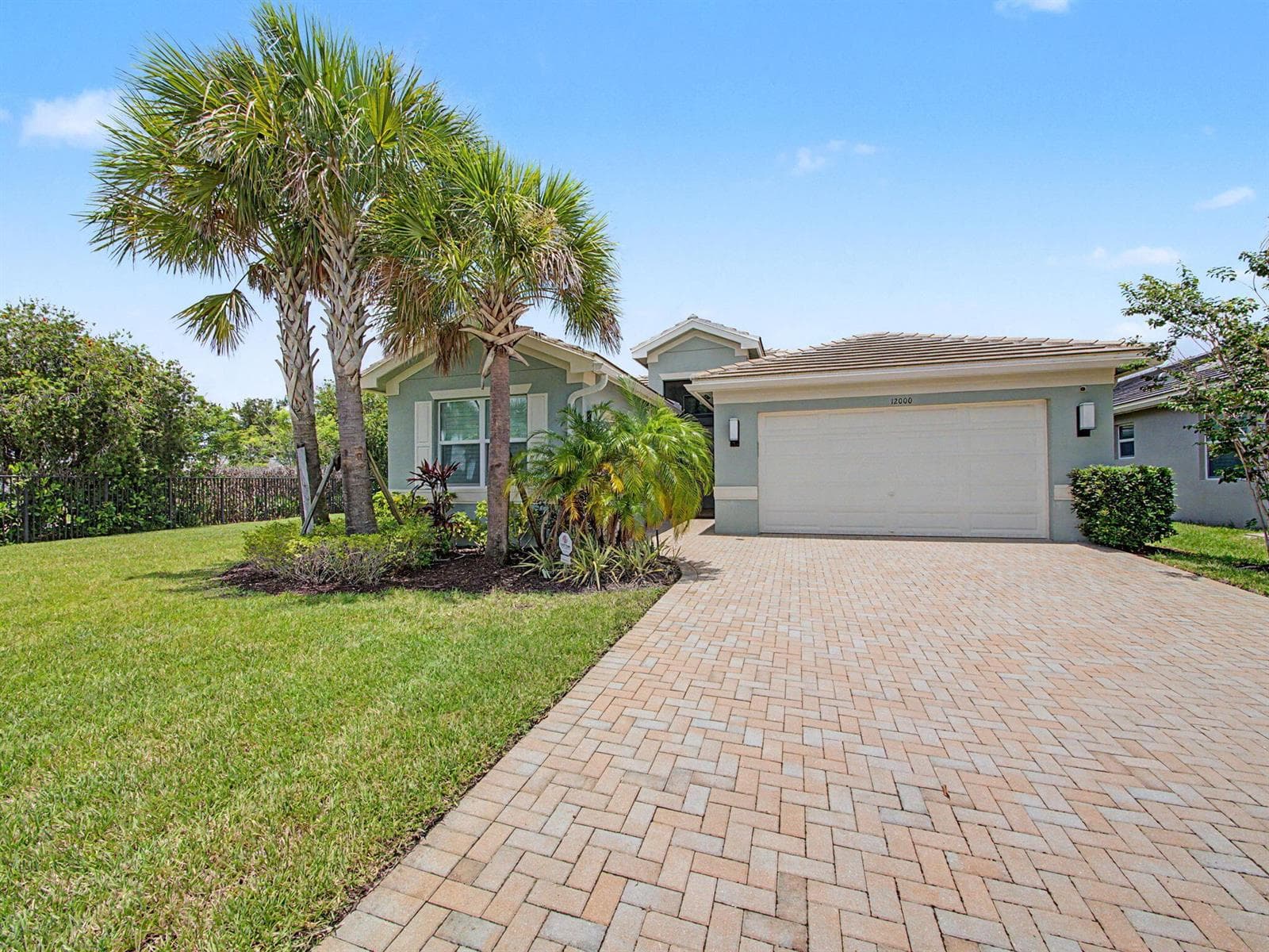 12000 SW Bristol Bay Drive, Port St. Lucie, FL 34987 photo 4