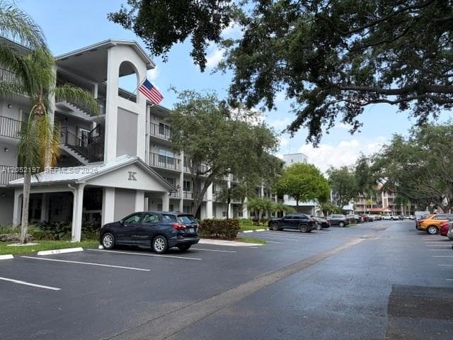1300 SW 125th Ave # 308K, Pembroke Pines, FL 33027 photo 2