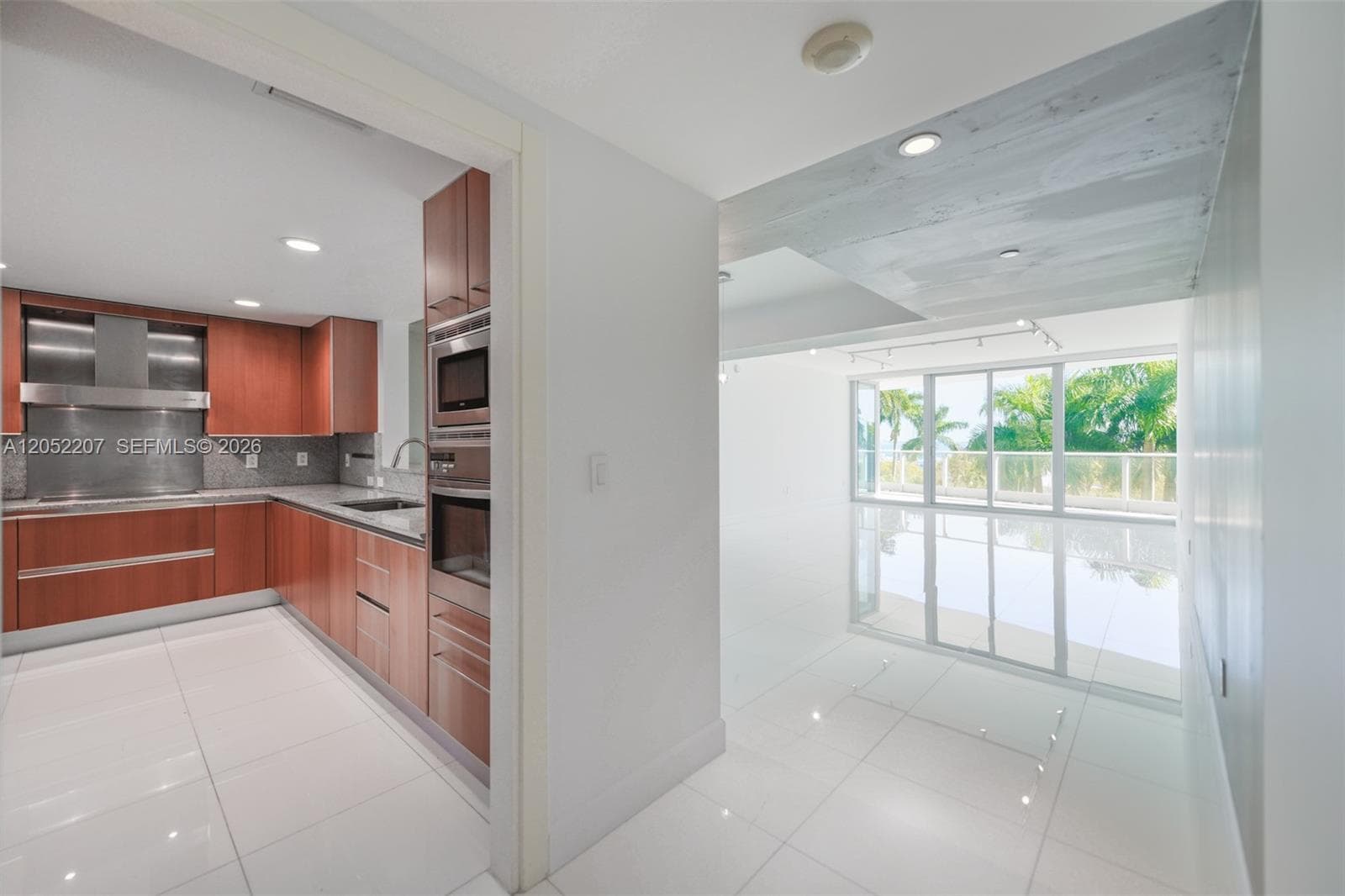 2627 S Bayshore Dr # 604, Miami, FL 33133 photo 5