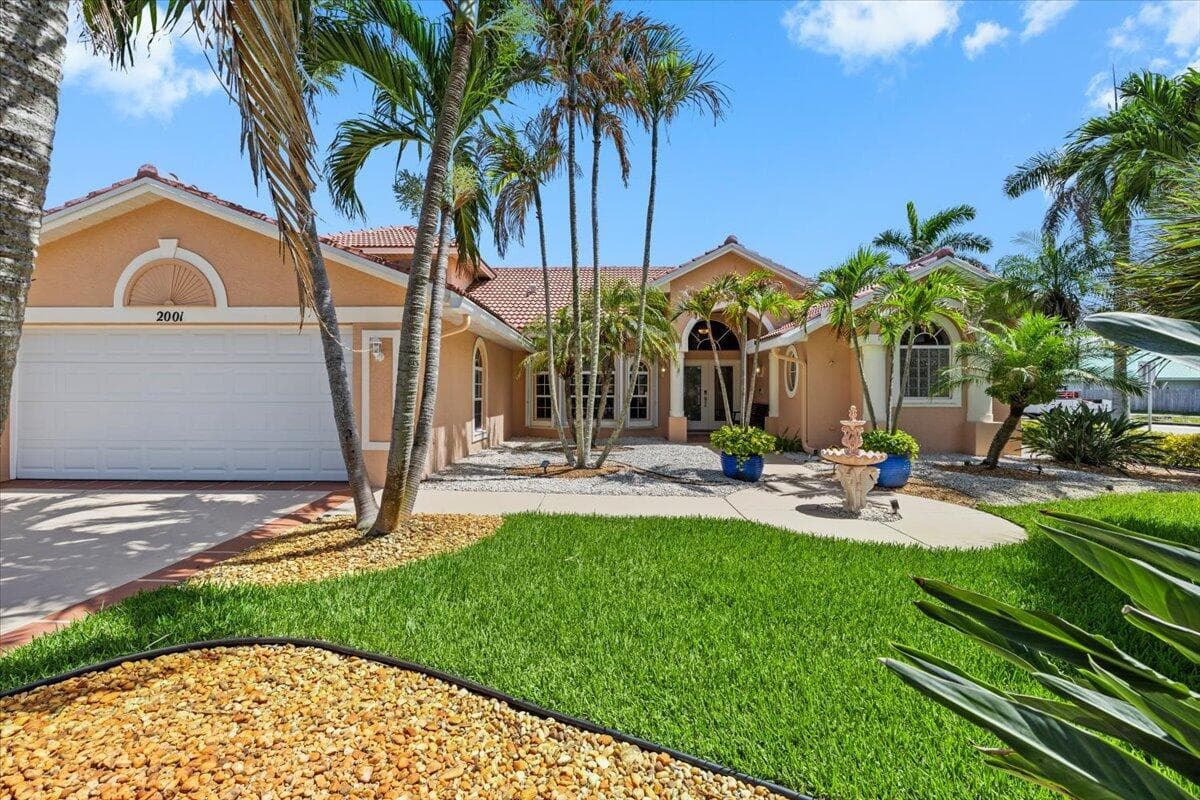 2001 Cypress Avenue, Fort Pierce, FL 34949 photo 3
